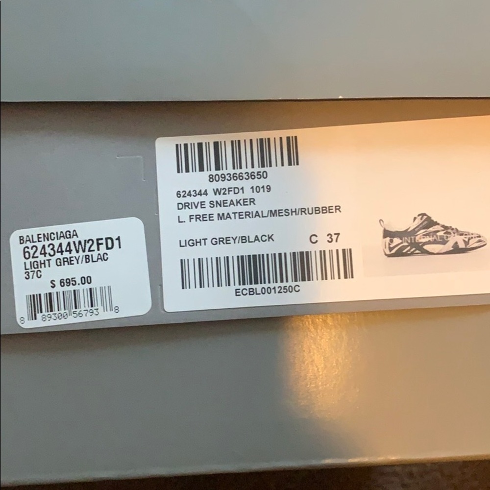 Balenciaga driver shoe - Picture 2 of 4